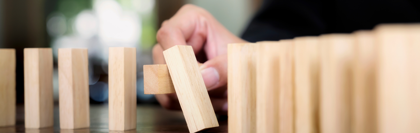 Tumbling domino blocks stopped.