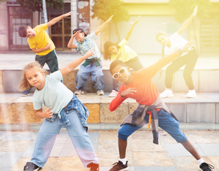 Kids doing hip hop dancing