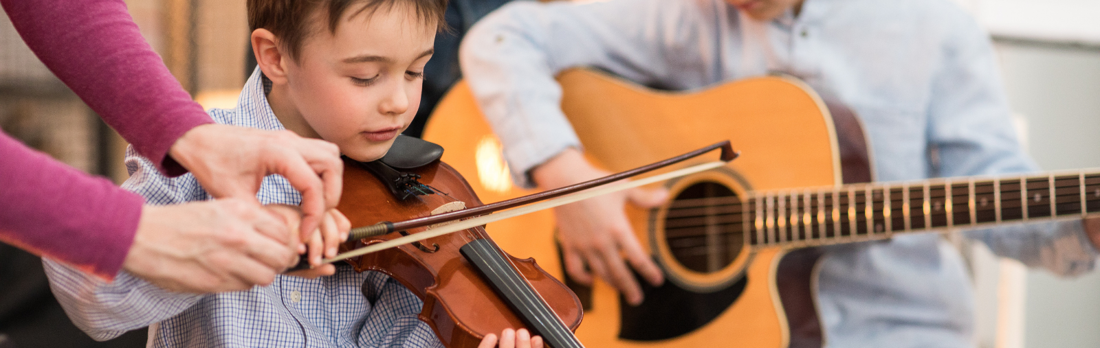 boy with violin 