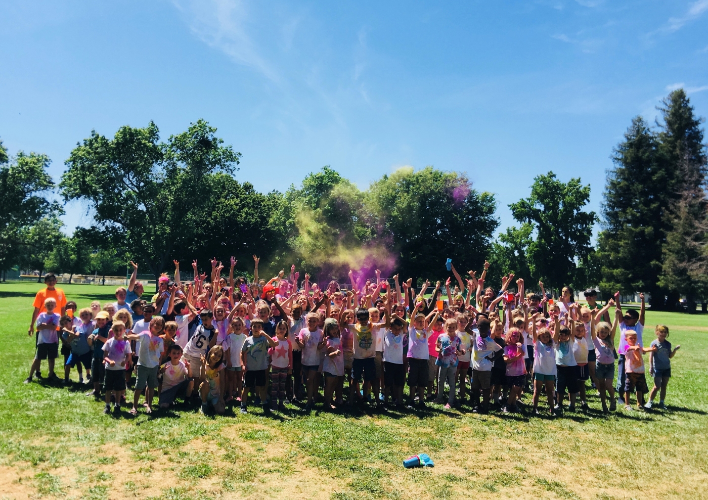 Kids color war 