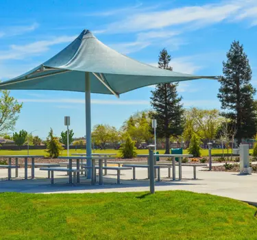 "park covered picnic area"